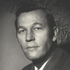 Portrait of Roger Mudd