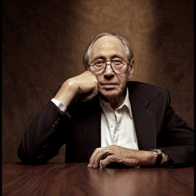 Portrait of Alvin Toffler