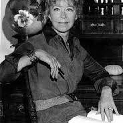 Portrait of Beatrice Sparks