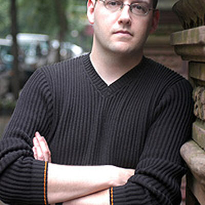 Portrait of Brad Meltzer