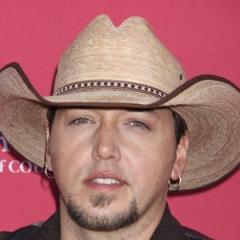 Portrait of Jason Aldean