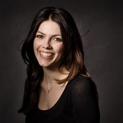 Portrait of Kate Morton