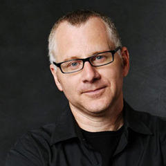 Portrait of Tom Perrotta