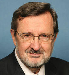 Portrait of Hank Stuever