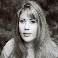 Portrait of Sarah Addison Allen