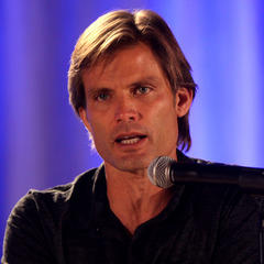 Portrait of Casper Van Dien