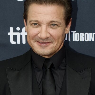 Portrait of Jeremy Renner