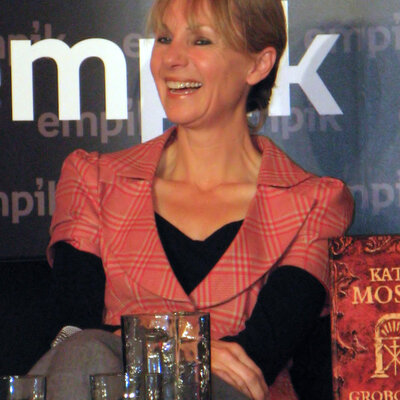 Portrait of Kate Mosse