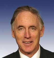 Portrait of Cliff Stearns