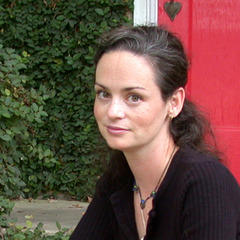 Portrait of Julianna Baggott