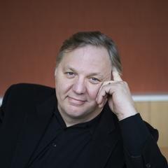 Portrait of John Hockenberry