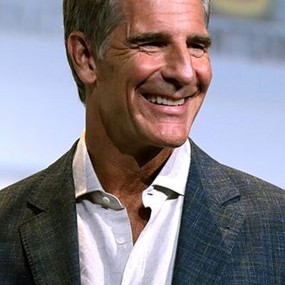 Portrait of Scott Bakula