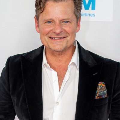 Portrait of Steve Zahn