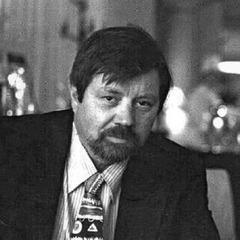 Portrait of Alex Shoumatoff