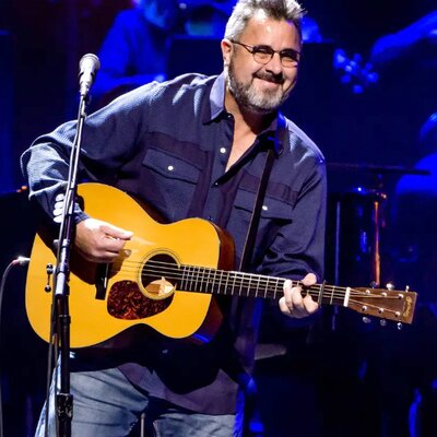 Portrait of Vince Gill