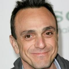 Portrait of Hank Azaria