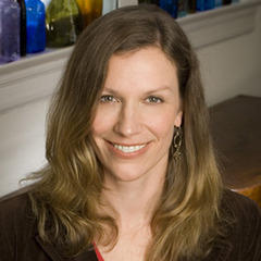 Portrait of Carolyn Hax