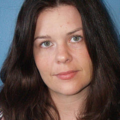 Portrait of Aryn Kyle