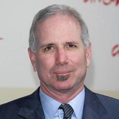Portrait of Joel Surnow