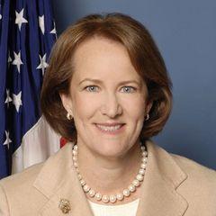 Portrait of Karen Mills