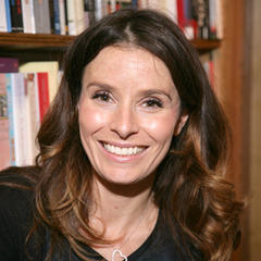 Portrait of Tana Ramsay