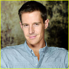 Portrait of Jason Dohring
