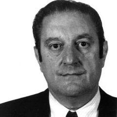 Portrait of Paul Castellano