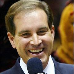 Portrait of Jim Nantz