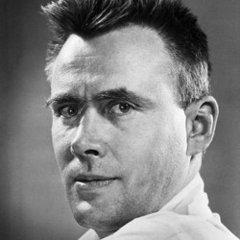 Portrait of Sloan Wilson