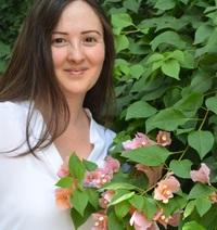 Portrait of Katy Evans
