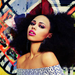 Portrait of Elle Varner