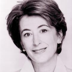 Portrait of Maureen Lipman