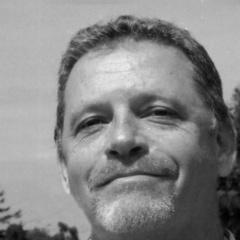 Portrait of Jeff Lindsay