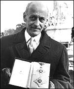 Portrait of Rudolf Bing