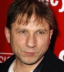 Portrait of Simon McBurney