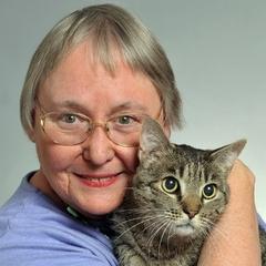 Portrait of Carolyn Hart