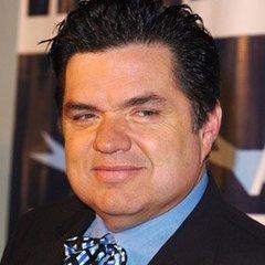 Portrait of Oliver Platt