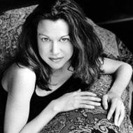 Portrait of Lori Gottlieb