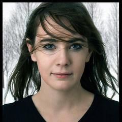 Portrait of Maggie Stiefvater