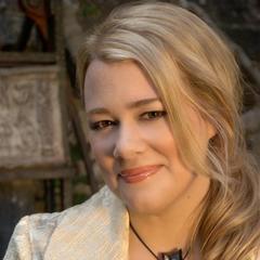 Portrait of Robyn Young