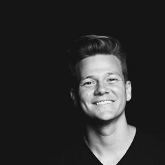 Portrait of Tyler Ward
