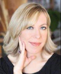 Portrait of Laurie Faria Stolarz