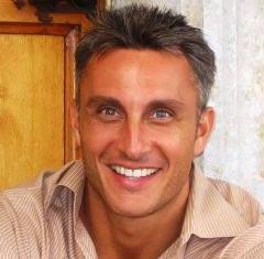 Portrait of Tullian Tchividjian