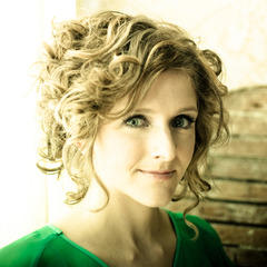 Portrait of Abigail Washburn