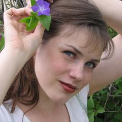 Portrait of Aprilynne Pike