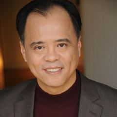 Portrait of Derek Lin