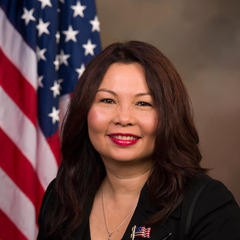 Portrait of Tammy Duckworth