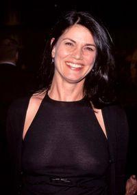 Portrait of Linda Fiorentino