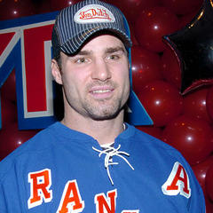 Portrait of Eric Lindros
