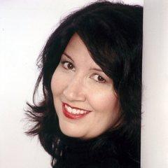 Portrait of Julianne MacLean